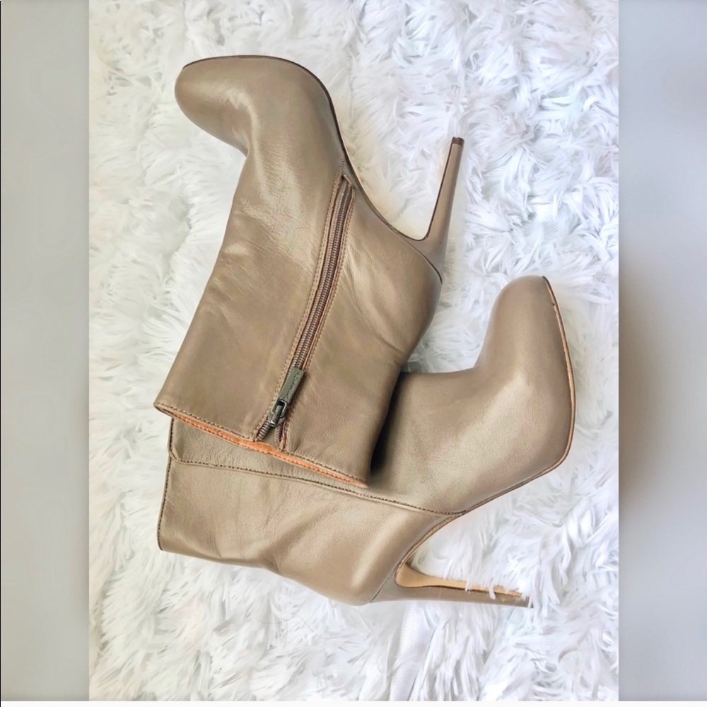 Louise triste Cie grey bootie